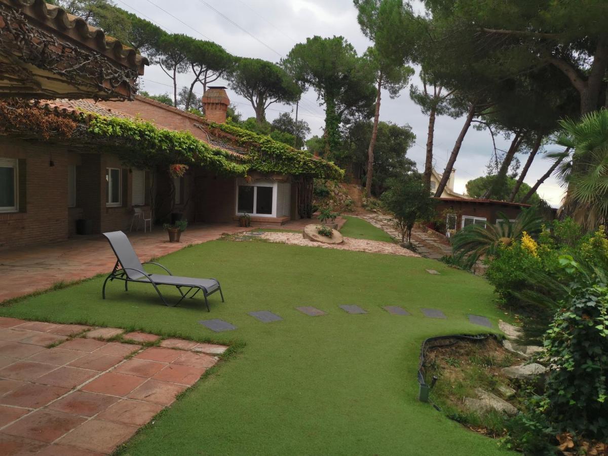 Villa Maresme & Villa Rosa Mataró Buitenkant foto