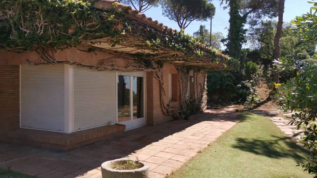 Villa Maresme & Villa Rosa Mataró Buitenkant foto