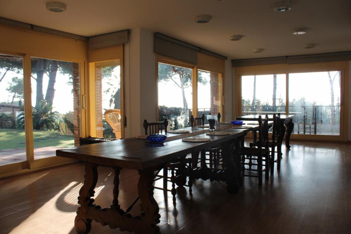 Villa Maresme & Villa Rosa Mataró Buitenkant foto
