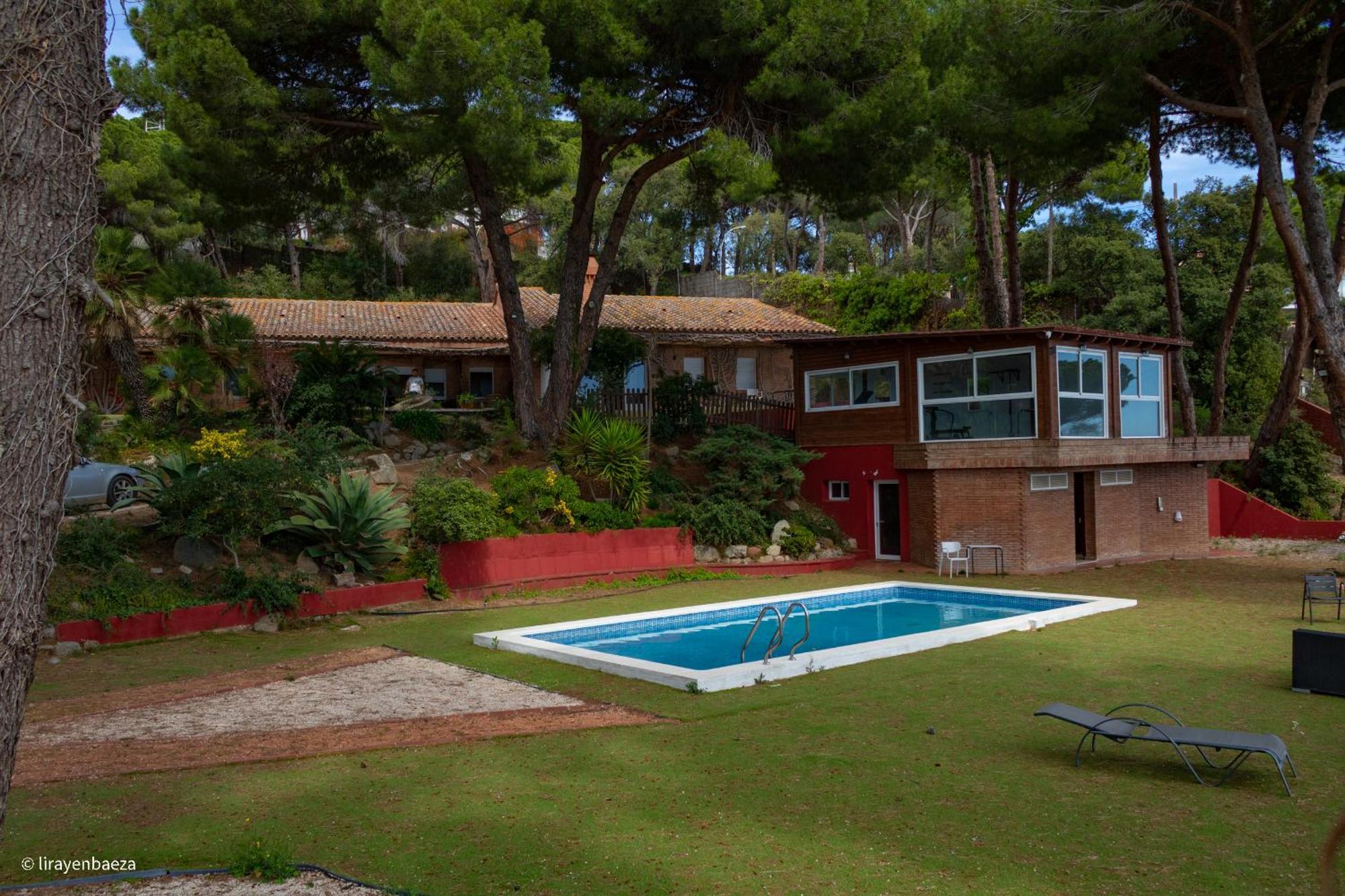 Villa Maresme & Villa Rosa Mataró Buitenkant foto